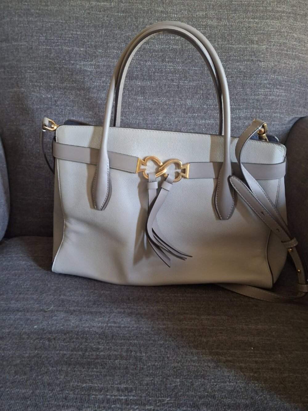 Kate Spade ♠️ - Picture 2 of 2